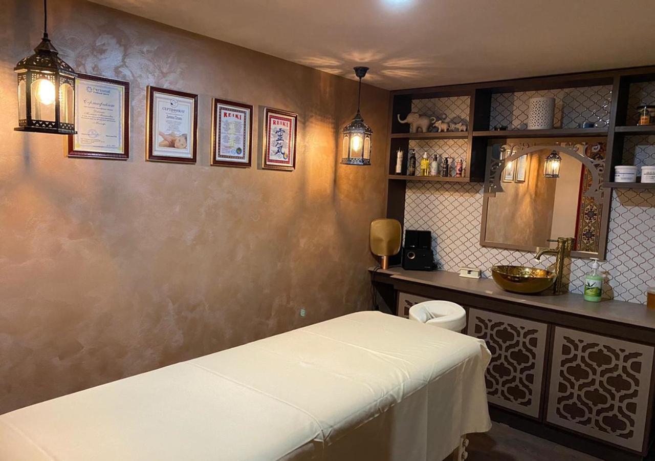 Boutique Hotel Kaspi Temirtau ภายนอก รูปภาพ