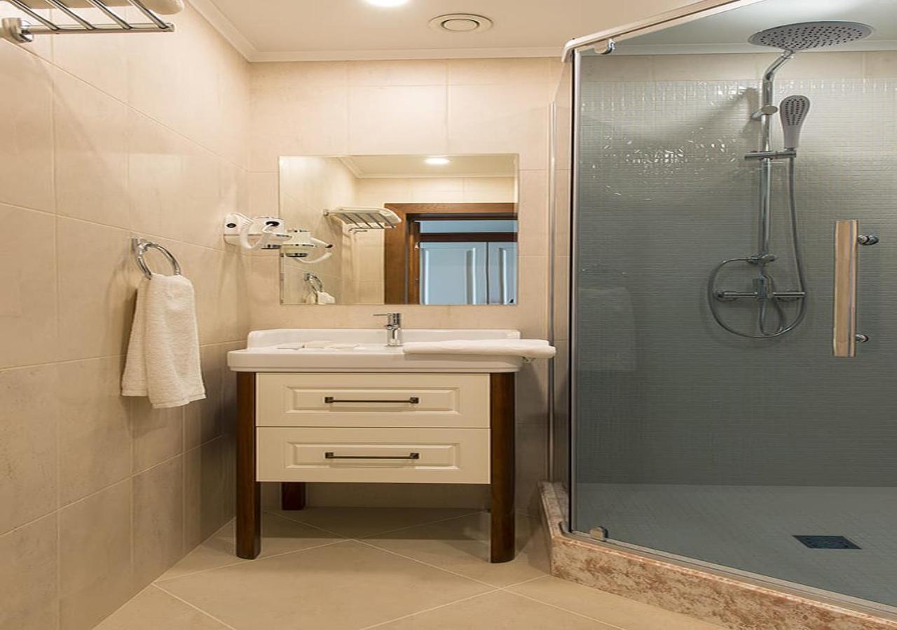 Boutique Hotel Kaspi Temirtau ภายนอก รูปภาพ